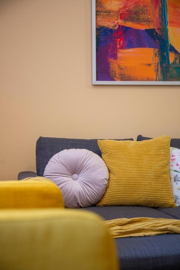 Cozy Home By Bella In The Heart Of ブダペスト エクステリア 写真